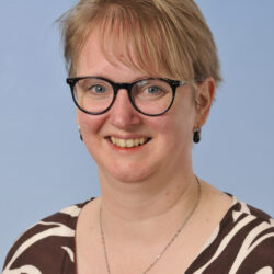 Nielen, mw. M.E. (Monica) van
